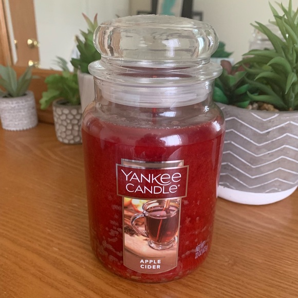 Yankee Candle Other - YANKEE Apple Cider scented candle